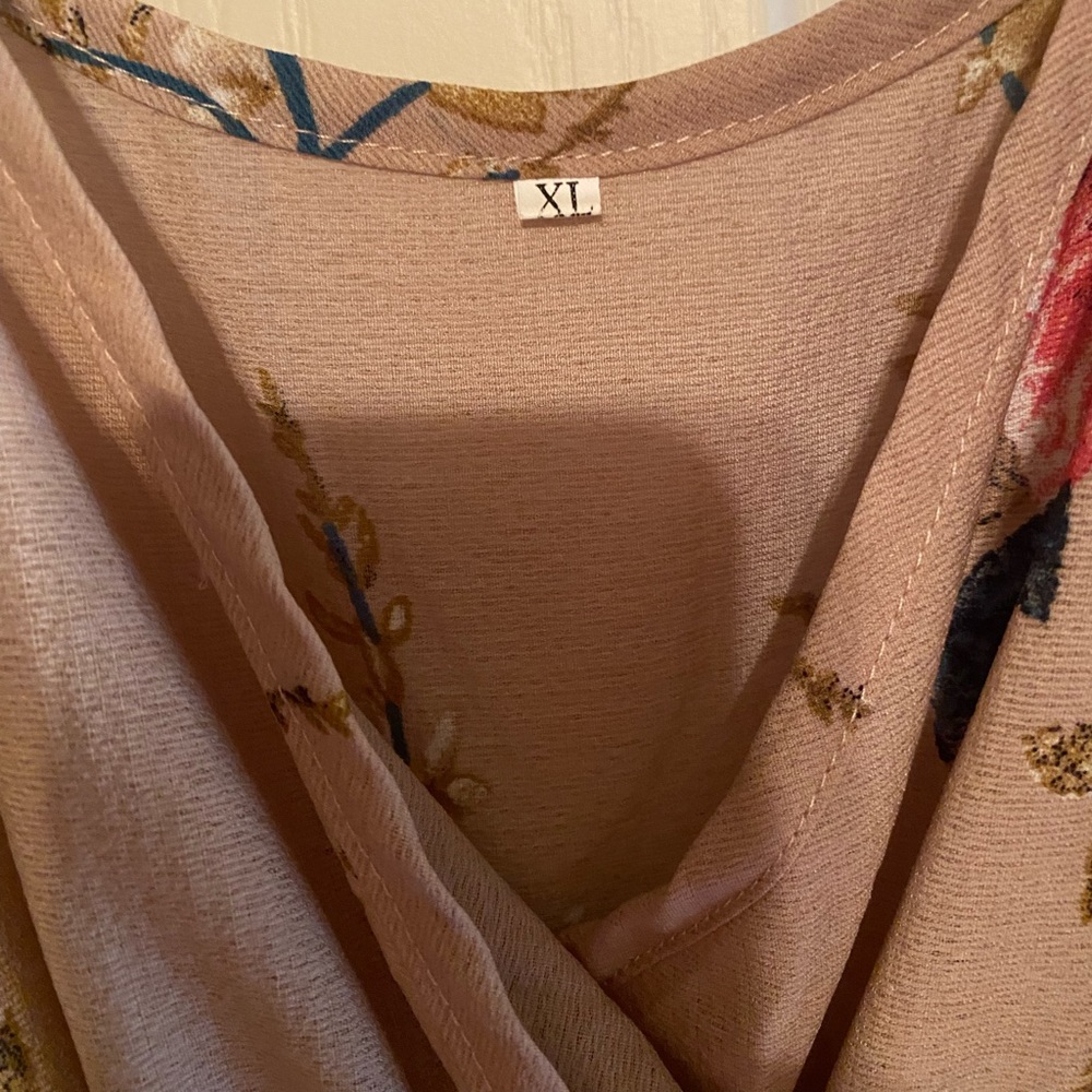 Bought off wish worn 2 times to formal events